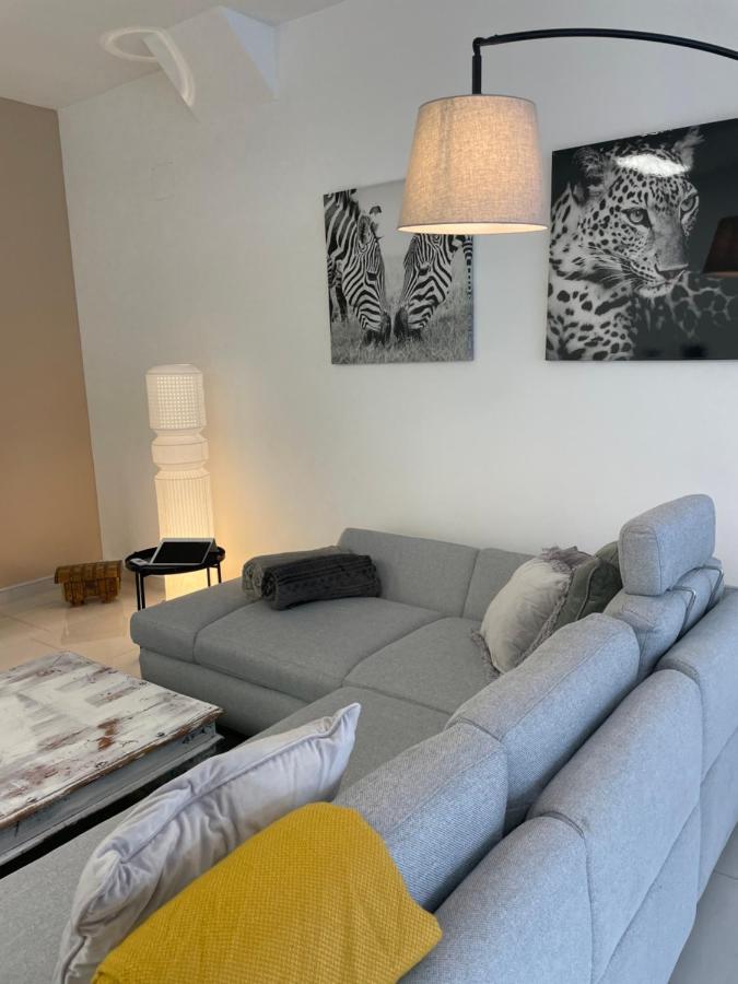 Stadtsuite Mit Sauna In Wiener Neustadt 135 M2 Dış mekan fotoğraf