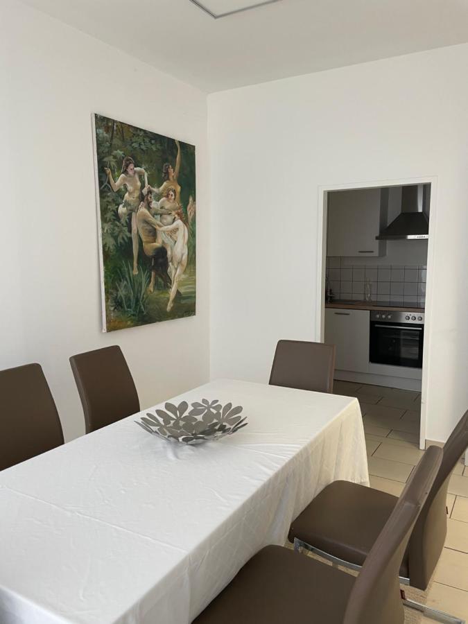 Stadtsuite Mit Sauna In Wiener Neustadt 135 M2 Dış mekan fotoğraf